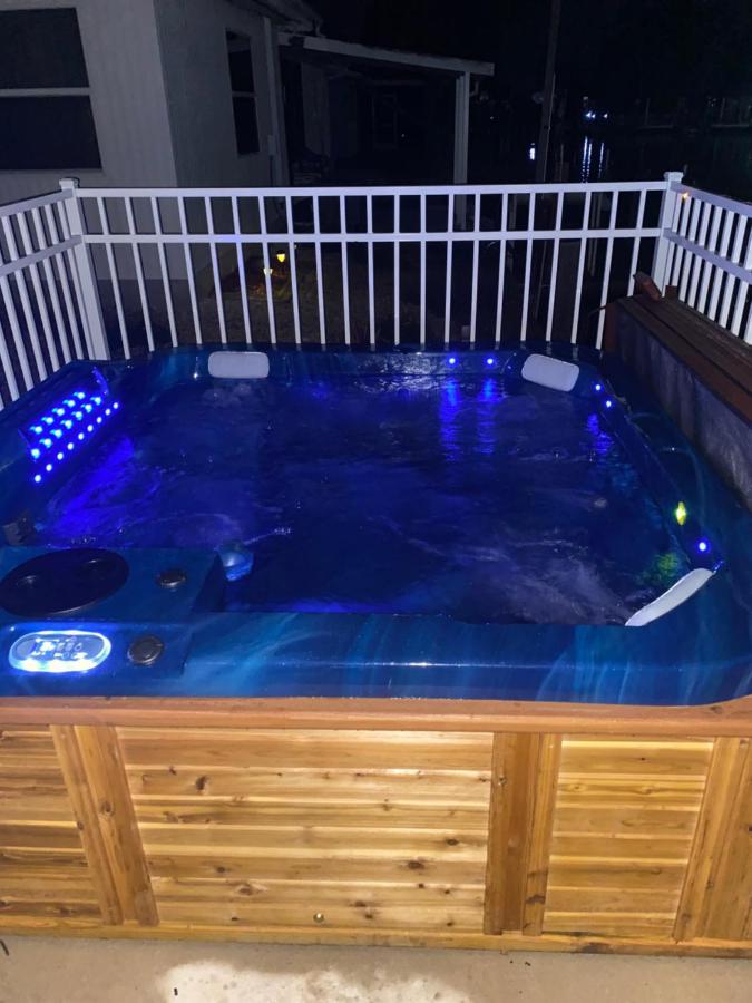MatlachaHot Tub And Dock Gilligan'S On The Island别墅 外观 照片